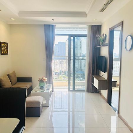 Luxhomes Saigon - Vinhomes Central Park Ho Chi Minh City Bagian luar foto