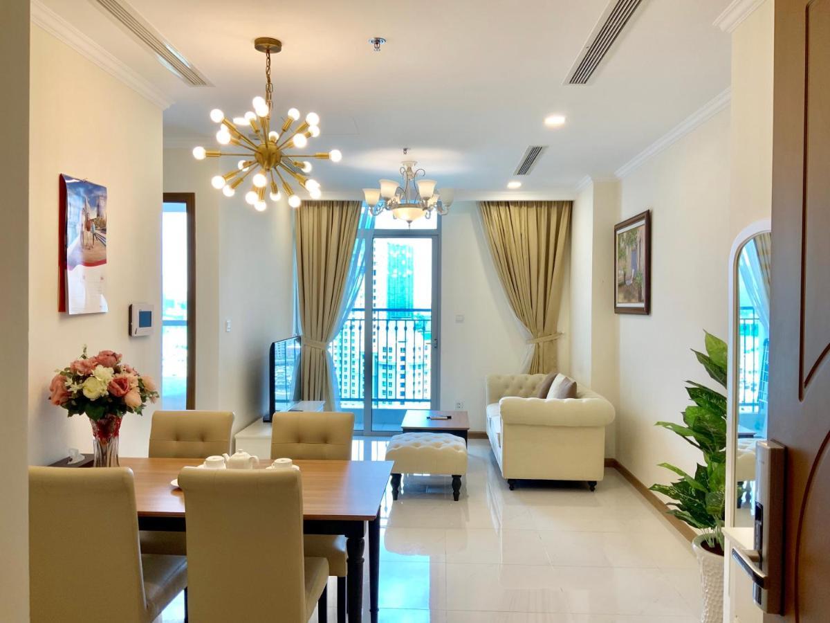 Luxhomes Saigon - Vinhomes Central Park Ho Chi Minh City Bagian luar foto