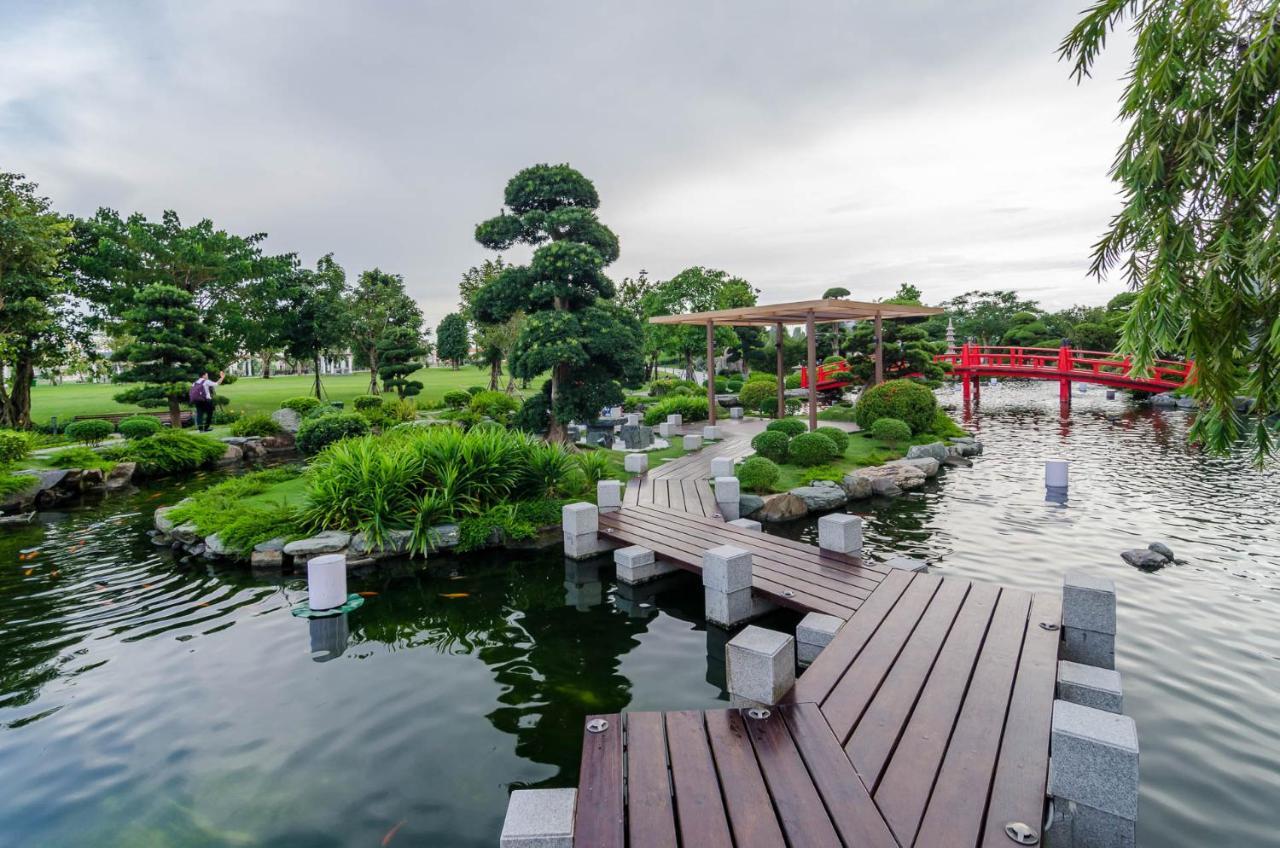 Luxhomes Saigon - Vinhomes Central Park Ho Chi Minh City Bagian luar foto