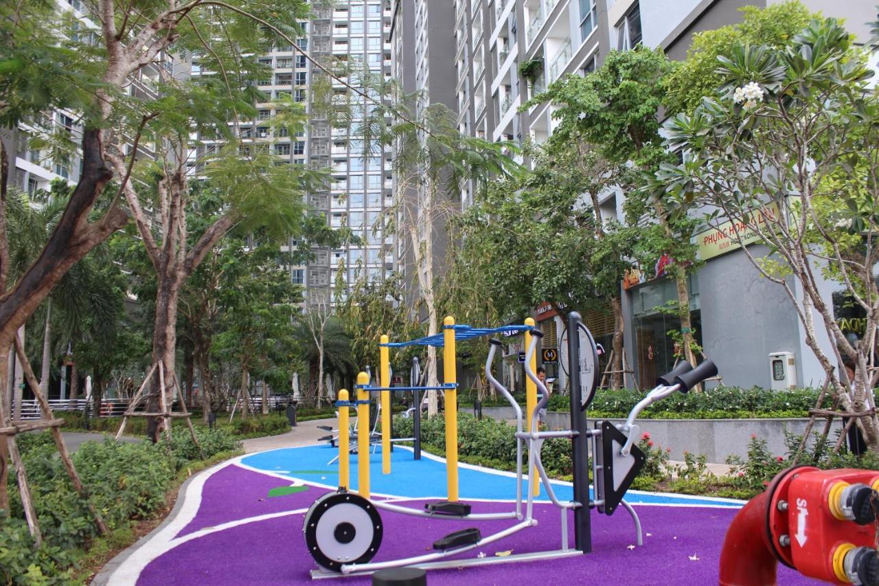Luxhomes Saigon - Vinhomes Central Park Ho Chi Minh City Bagian luar foto
