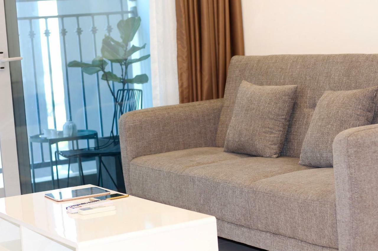 Luxhomes Saigon - Vinhomes Central Park Ho Chi Minh City Bagian luar foto
