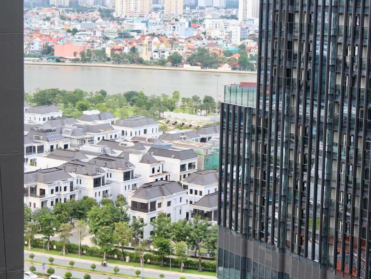 Luxhomes Saigon - Vinhomes Central Park Ho Chi Minh City Bagian luar foto