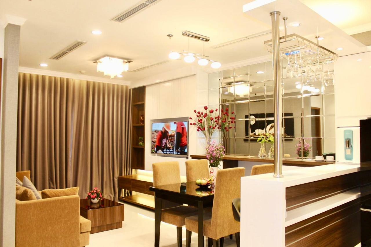 Luxhomes Saigon - Vinhomes Central Park Ho Chi Minh City Bagian luar foto